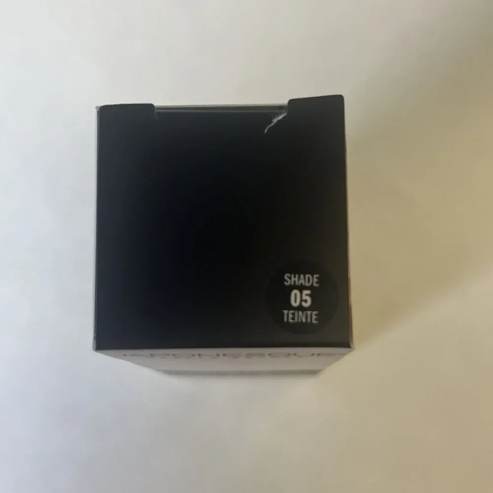 Japonesque Luminous Liquid Foundation Shade 05 Medium NIB 0.84 oz